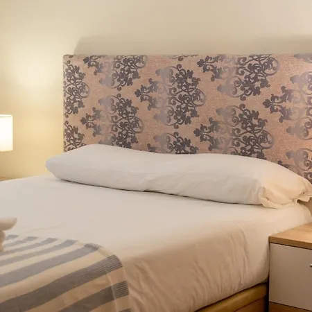 公寓 Elegance And Comfort In The Heart Of *