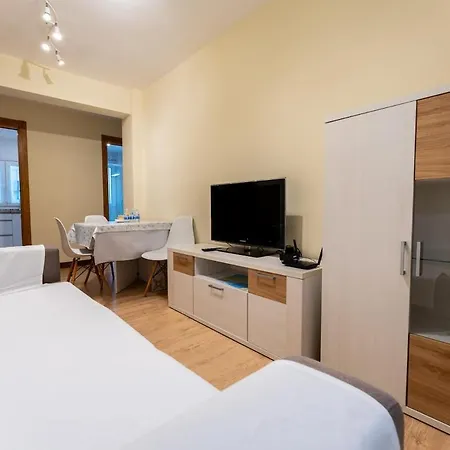 Elegance And Comfort In The Heart Of Appartement